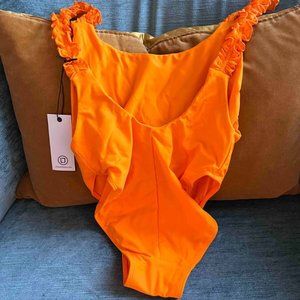 ELLEJAY Thais Ruffled One Piece Swimsuit (Medium)
